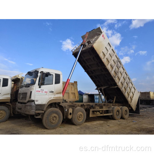 Camión volquete Dongfeng 8X4 en 55 toneladas